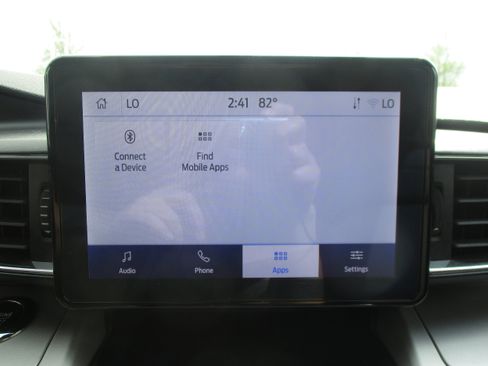 Used 2024 Ford Explorer XLT w/ Equipment Group 202A AWD/4WD image 24