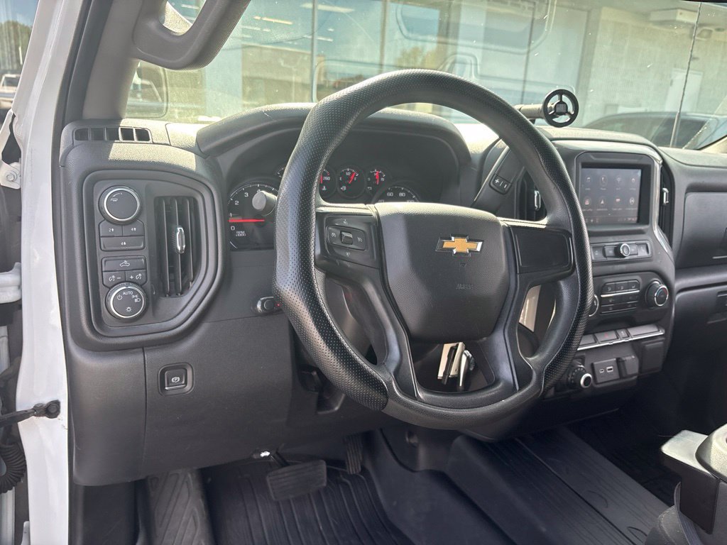 Used 2023 Chevrolet Silverado 2500 Custom w/ Infotainment Package AWD/4WD image 9
