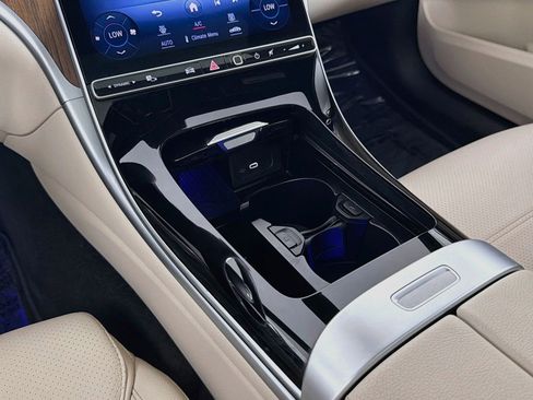 Certified 2023 Mercedes-Benz C 300 Sedan image 7