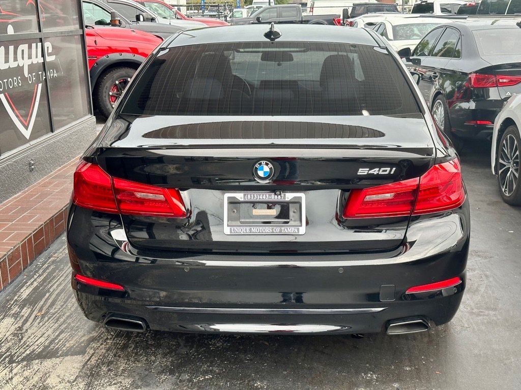 Used 2017 BMW 540i RWD image 9