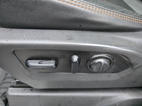 Used 2021 GMC Sierra 1500 AT4 w/ AT4 Preferred Package image 21