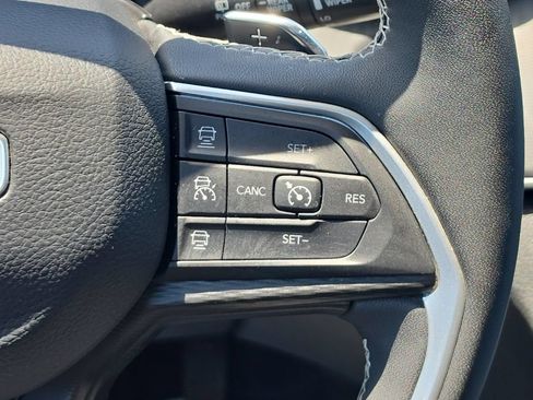 Certified 2023 Jeep Grand Cherokee L Altitude AWD/4WD image 28