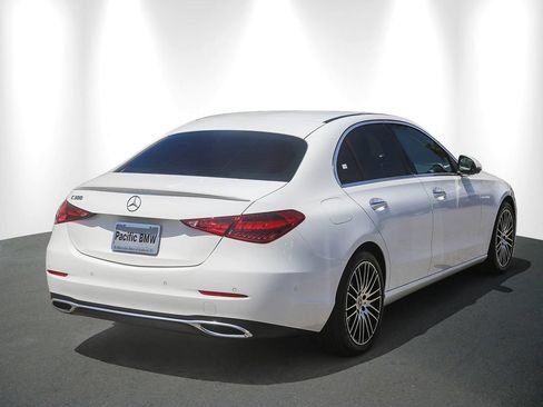 Used 2023 Mercedes-Benz C 300 Sedan image 6