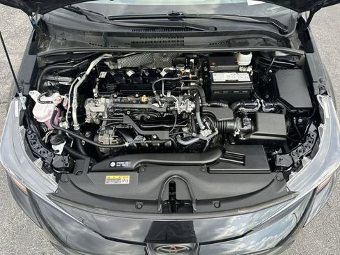 Used 2023 Toyota Corolla LE image 33