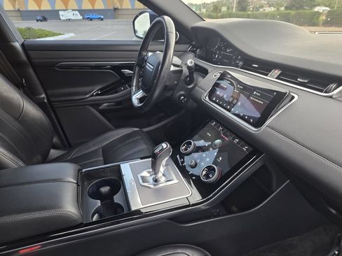 Used 2020 Land Rover Range Rover Evoque SE AWD/4WD image 26