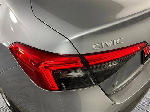 Used 2023 Honda Civic LX image 22