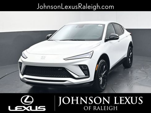 Used 2024 Buick Envista Sport Touring w/ Convenience I Package image 5