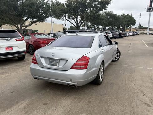 Used 2010 Mercedes-Benz S 550 image 5