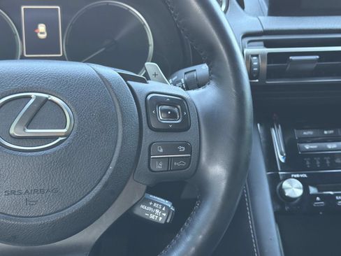 Used 2022 Lexus IS 300 w/ Premium Package image 9