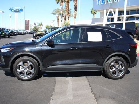 Certified 2025 Ford Escape ST-Line Select image 4