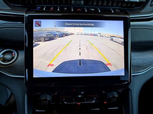 Used 2024 Jeep Grand Cherokee Limited 4xe image 22