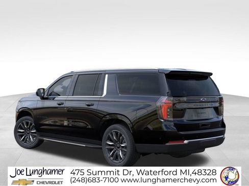 New 2026 Chevrolet Suburban LS w/ LS Custom Edition AWD/4WD image 3