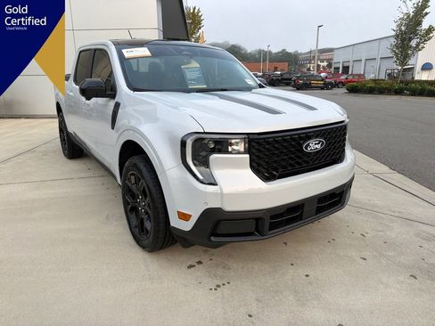 Certified 2026 Ford Maverick Lariat w/ Black Appearance Package AWD/4WD image 1