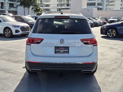 Used 2018 Volkswagen Tiguan SEL image 5