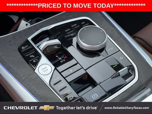 Used 2024 BMW X5 xDrive50e w/ Parking Assistance Package AWD/4WD image 20