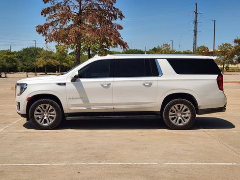 Used 2023 GMC Yukon XL Denali w/ Max Trailering Package AWD/4WD image 4
