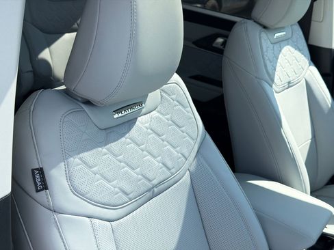 New 2026 Ford Explorer Platinum w/ LUX Leather Package image 12