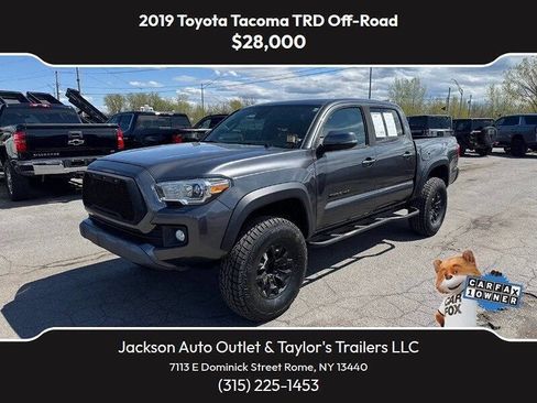 Used 2019 Toyota Tacoma TRD Off-Road w/ Four Season Floor Mat Package AWD/4WD image 1
