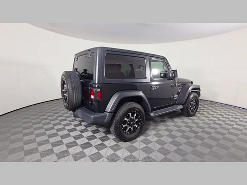 Used 2019 Jeep Wrangler Sport AWD/4WD image 40