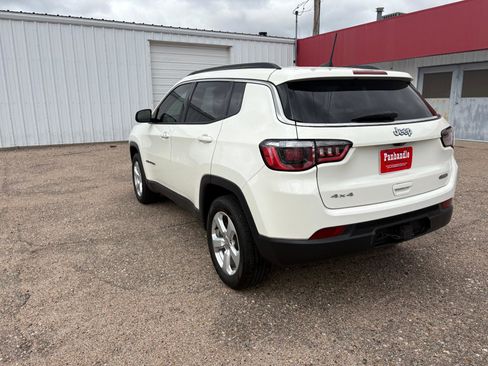 Used 2018 Jeep Compass Latitude w/ Popular Equipment Group image 9
