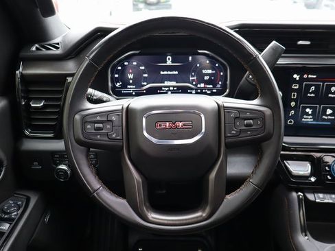 Used 2025 GMC Sierra 2500 AT4 w/ AT4 Premium Plus Package image 26