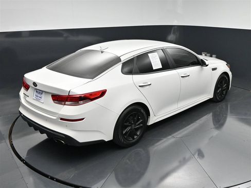 Used 2019 Kia Optima LX FWD image 25