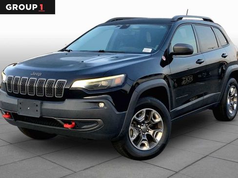 Used 2019 Jeep Cherokee Trailhawk AWD/4WD image 1
