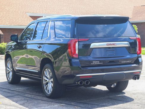 Used 2022 GMC Yukon Denali AWD/4WD image 4