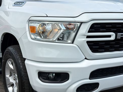 Used 2022 RAM 1500 Big Horn AWD/4WD image 3