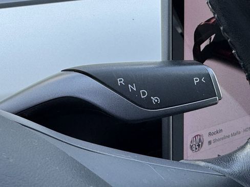 Used 2018 Tesla Model 3 image 33