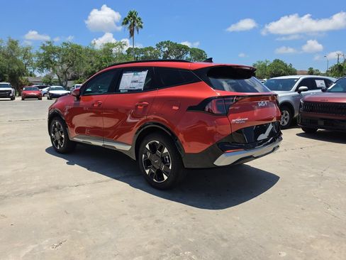New 2026 Kia Sportage SX FWD image 6