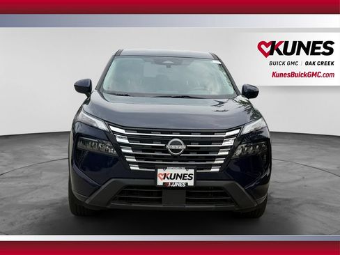 Used 2026 Nissan Rogue SV AWD/4WD image 3