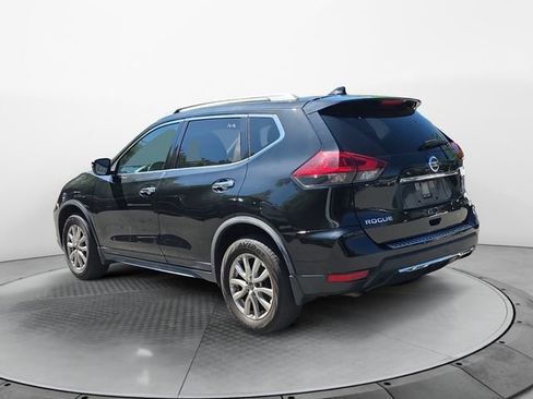 Used 2018 Nissan Rogue SV AWD/4WD image 3
