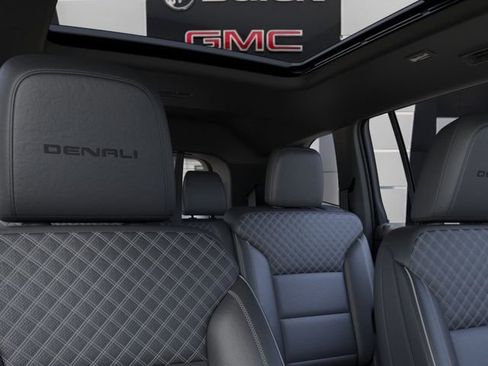 Used 2026 GMC Acadia Denali w/ Super Cruise Package FWD image 24