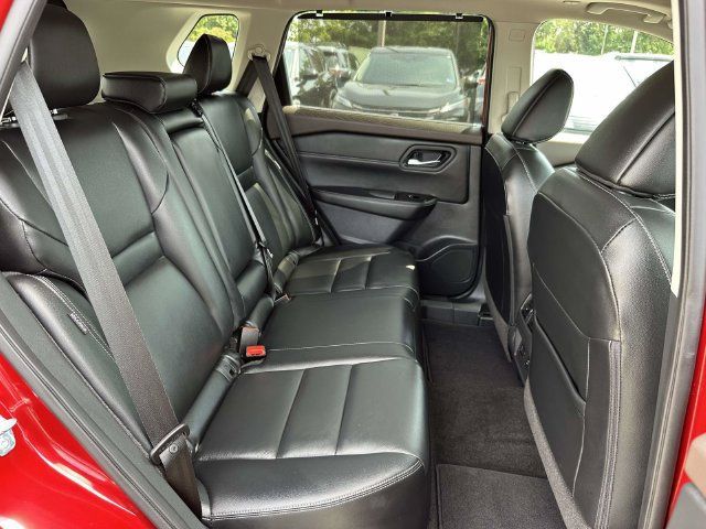 Used 2023 Nissan Rogue SL w/ SL Premium Package AWD/4WD image 12