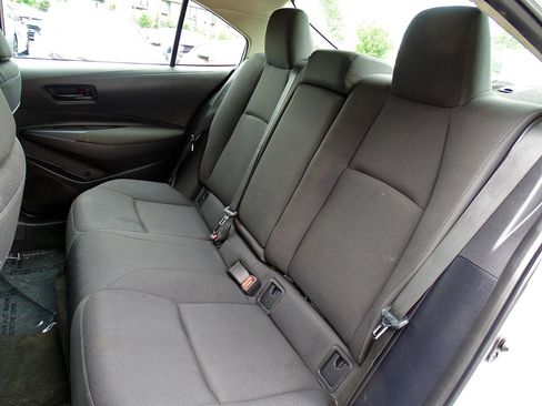 Used 2023 Toyota Corolla LE FWD image 33