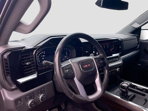 Used 2022 GMC Sierra 1500 SLT image 12