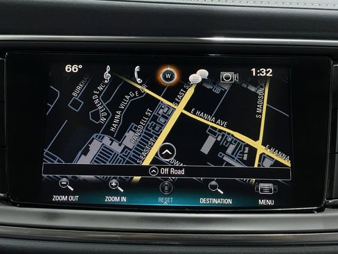 Used 2019 Buick Enclave Premium w/ Experience Buick Package image 10