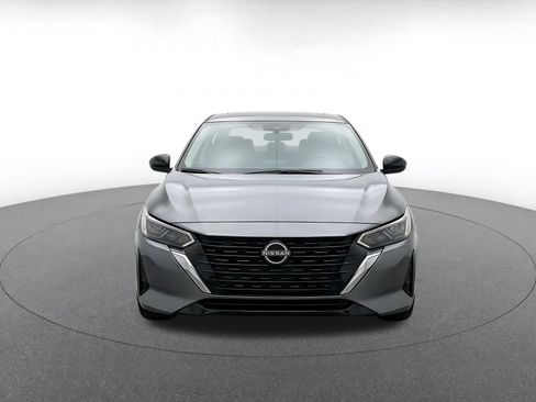 Used 2025 Nissan Sentra SV FWD image 2