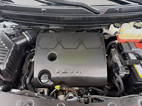 Used 2023 Buick Enclave Essence w/ Experience Buick Package FWD image 21