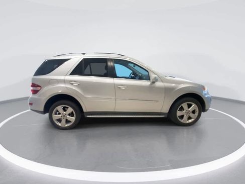 Used 2010 Mercedes-Benz ML 350 4MATIC image 9