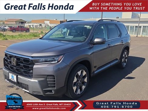 New 2026 Honda Pilot Touring image 3