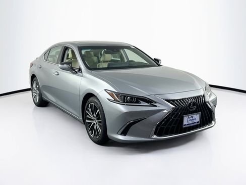 Used 2022 Lexus ES 250 w/ Premium Package image 3