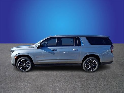 Used 2023 Chevrolet Suburban High Country w/ Premium Package 2 image 7