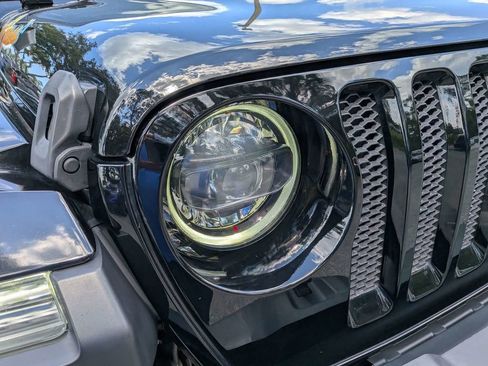 Used 2023 Jeep Wrangler Unlimited Sport w/ Xtreme 35 Tire Package AWD/4WD image 9