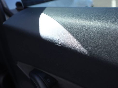 Used 2022 Tesla Model Y Performance image 23