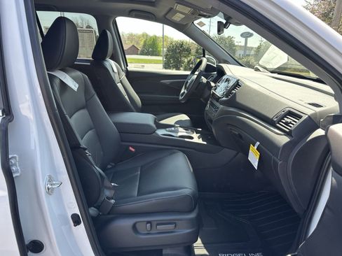 New 2025 Honda Ridgeline RTL+ image 16