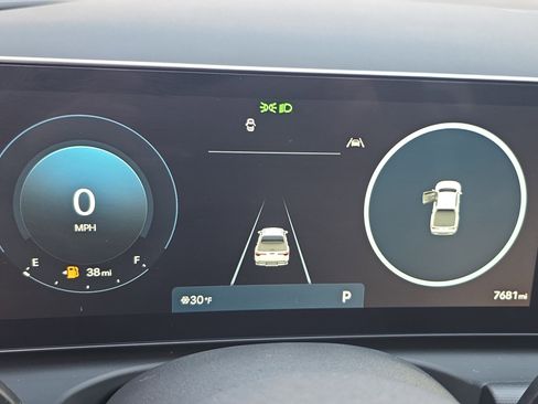 Used 2025 Hyundai Santa Cruz SEL image 22