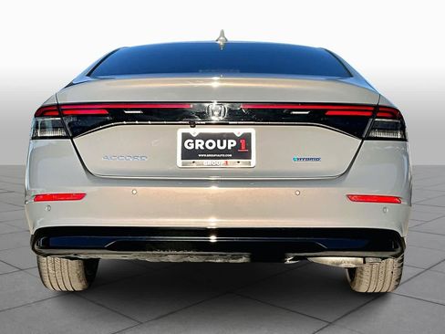 Used 2025 Honda Accord EX-L image 5