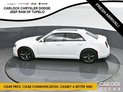 Used 2023 Chrysler 300 S image 62